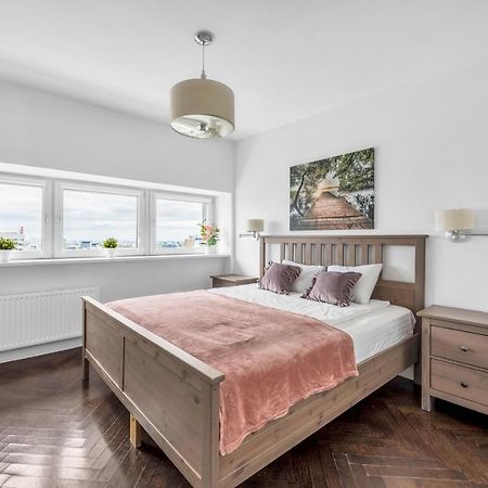 23Rd Floor 3Br Apt With Views Of Varsovie Extérieur photo